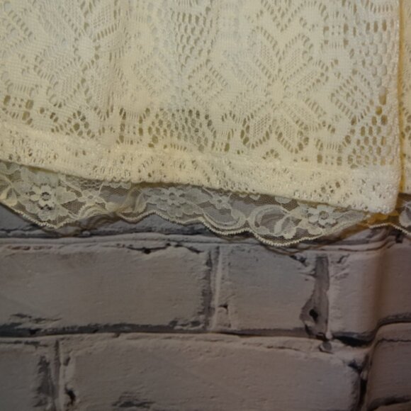 Ultra Pink Sleeveless Off White Lace w/Lining Tunic, NWOT - Picture 4 of 7